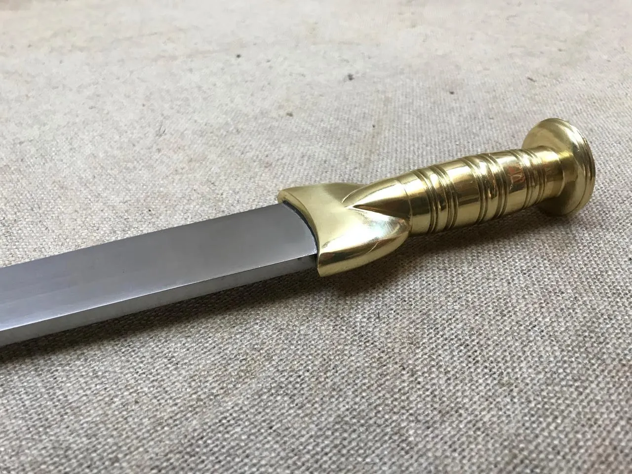 Brass handled Scottish Dirk TC91Brass