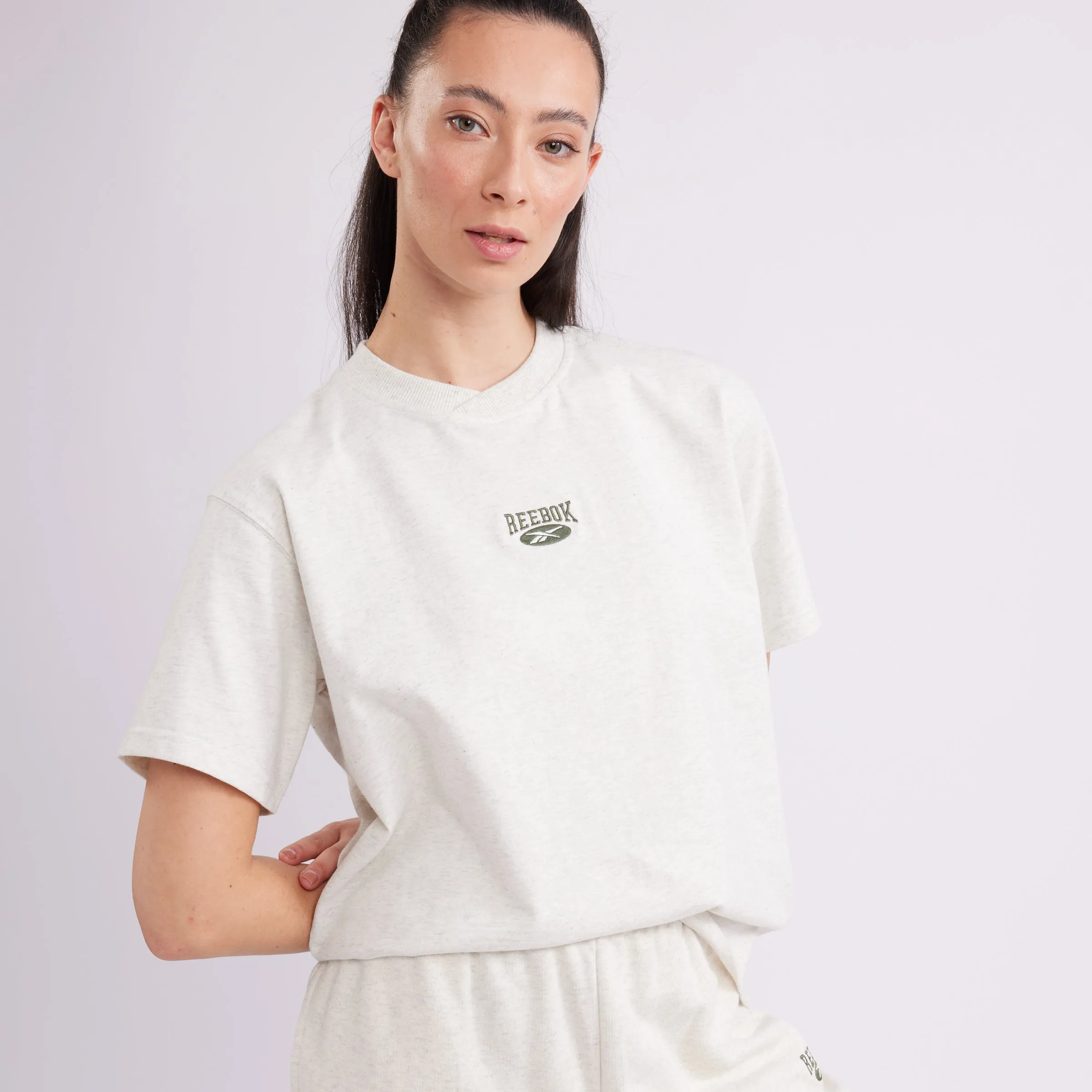 Classics Relaxed Fit Tee Chalk Mel