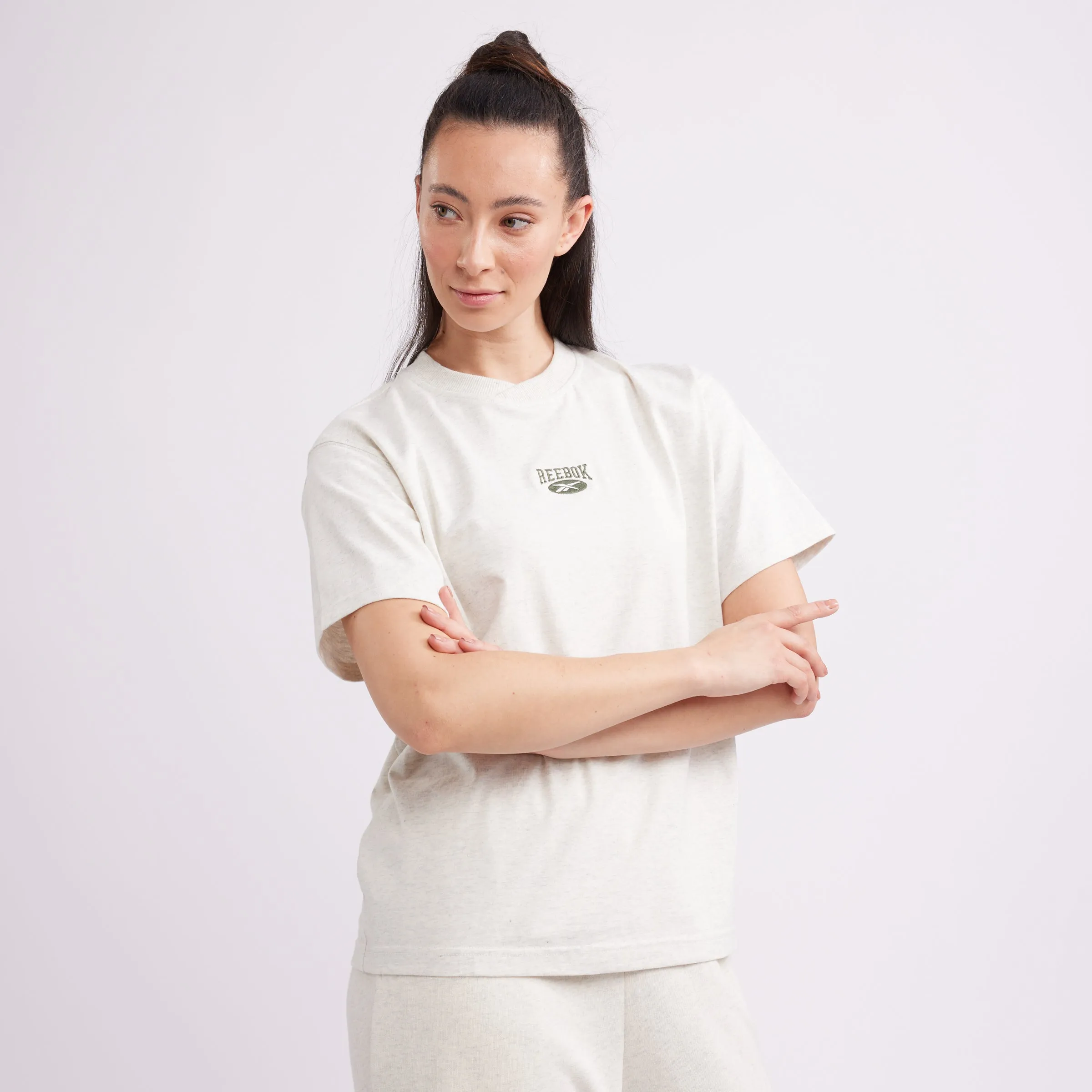 Classics Relaxed Fit Tee Chalk Mel