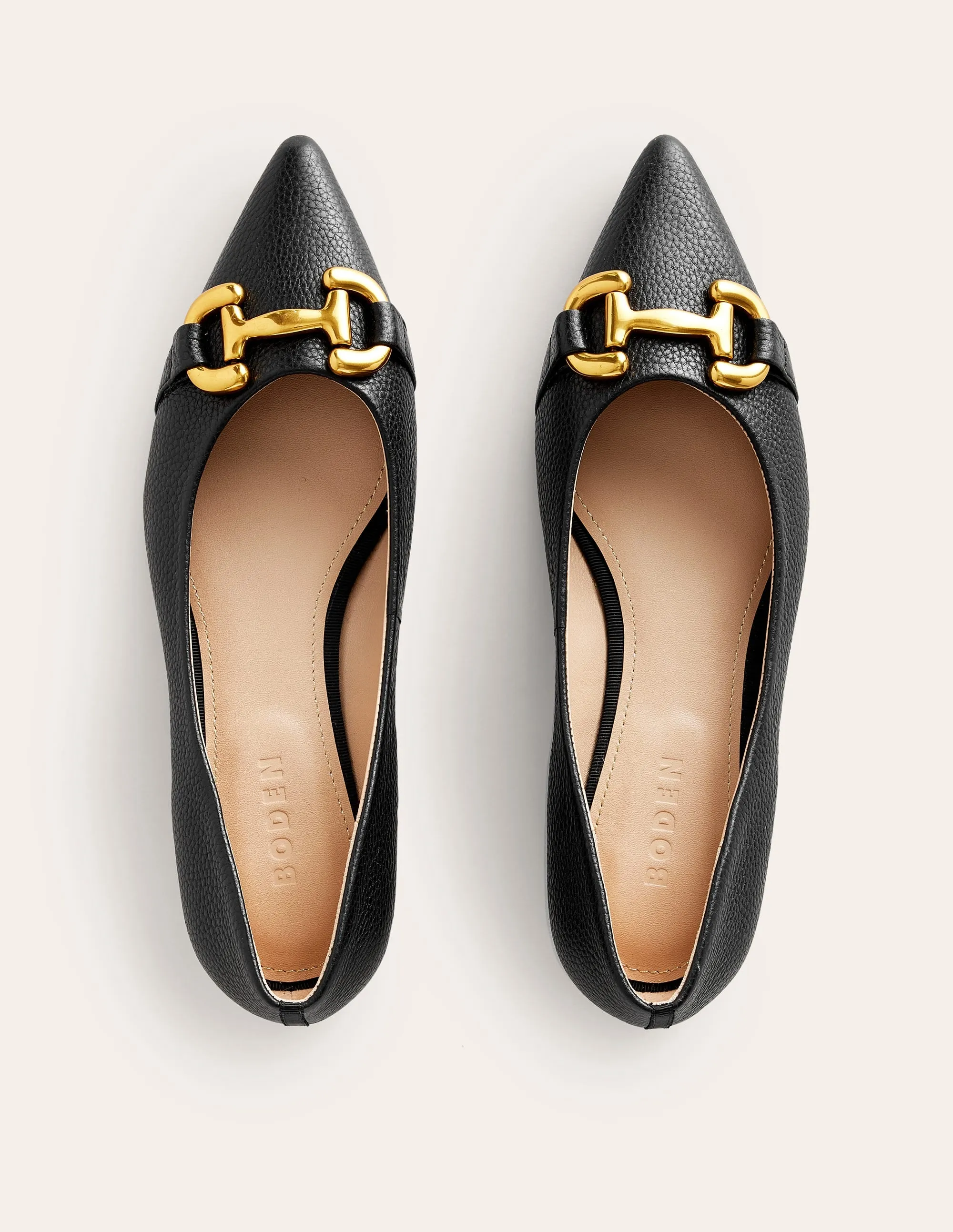 Iris Snaffle Ballet Flat-Black