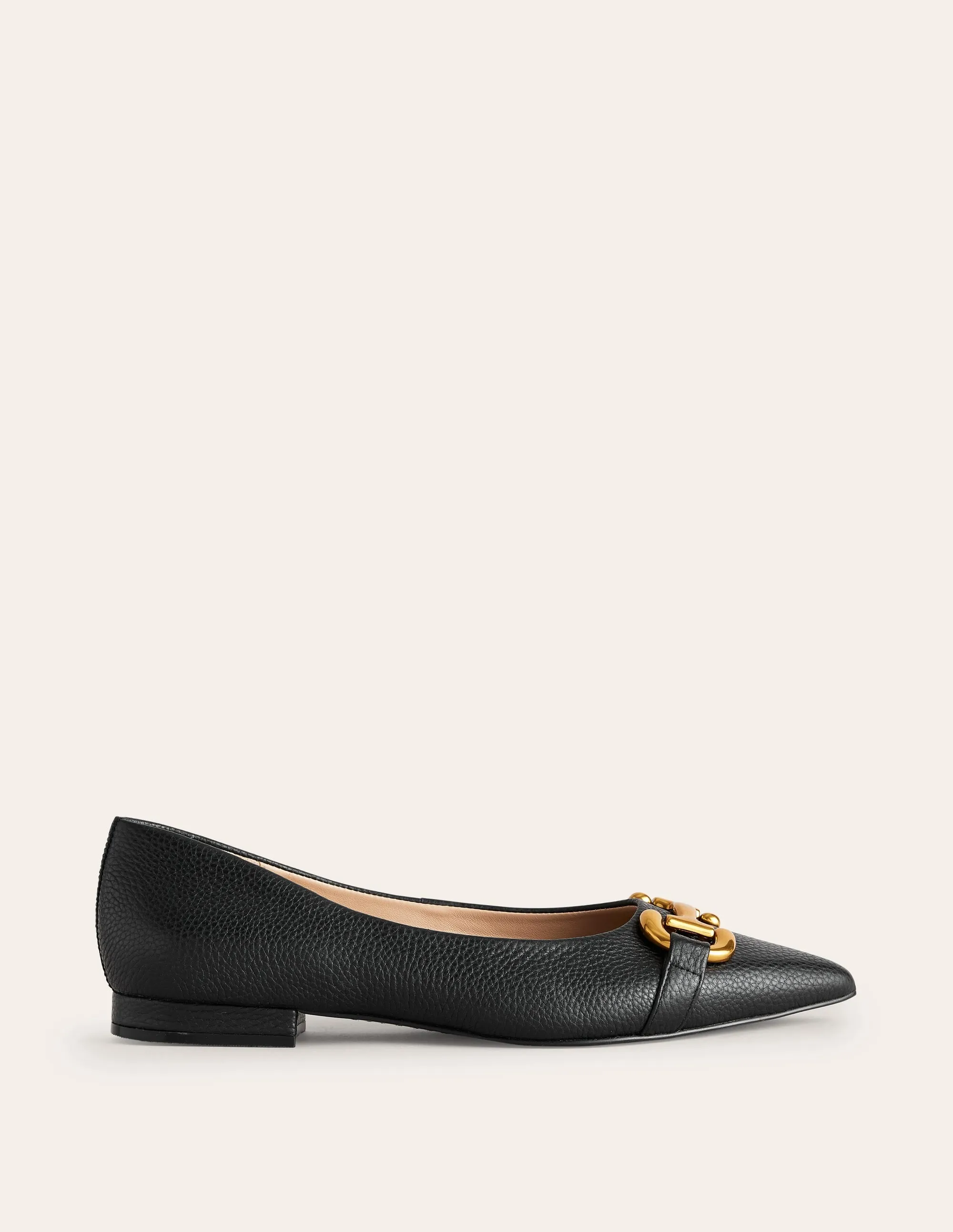 Iris Snaffle Ballet Flat-Black