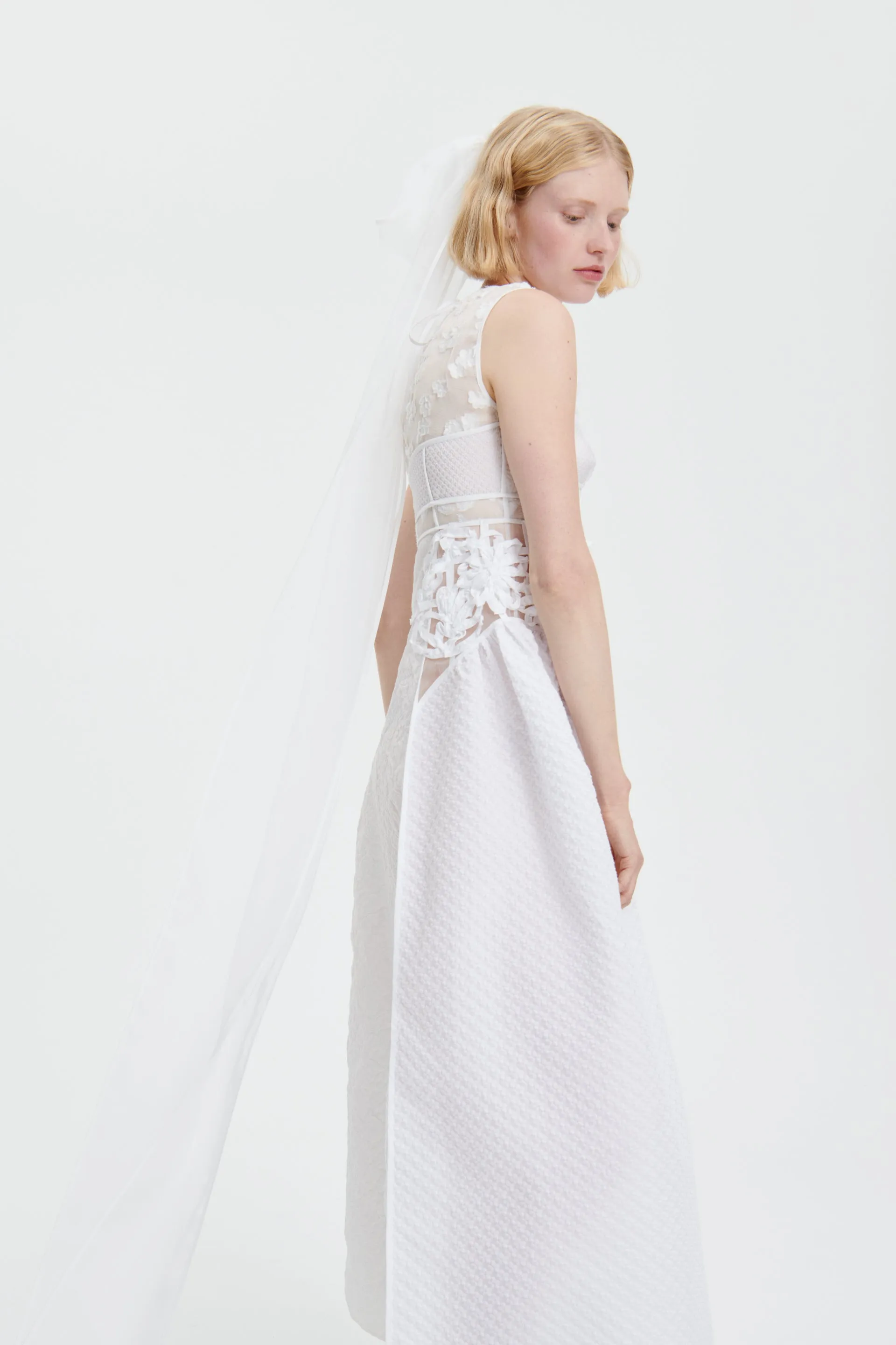 LIA | GOWN PLETHORA PATCHWORK WHITE/ECRU BRIDAL